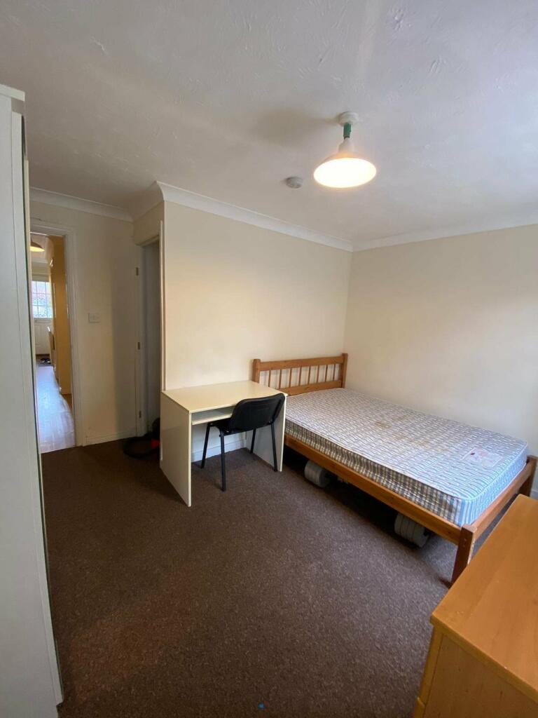 e23d4e9c-e185-41a8-9