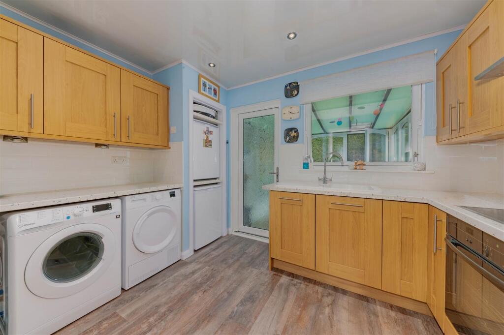14 Ardestie Place Monifieth Edits-16.JPG