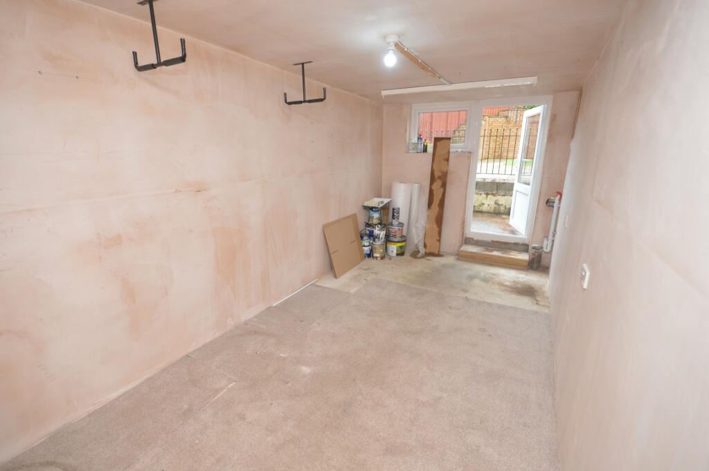 Garage Area