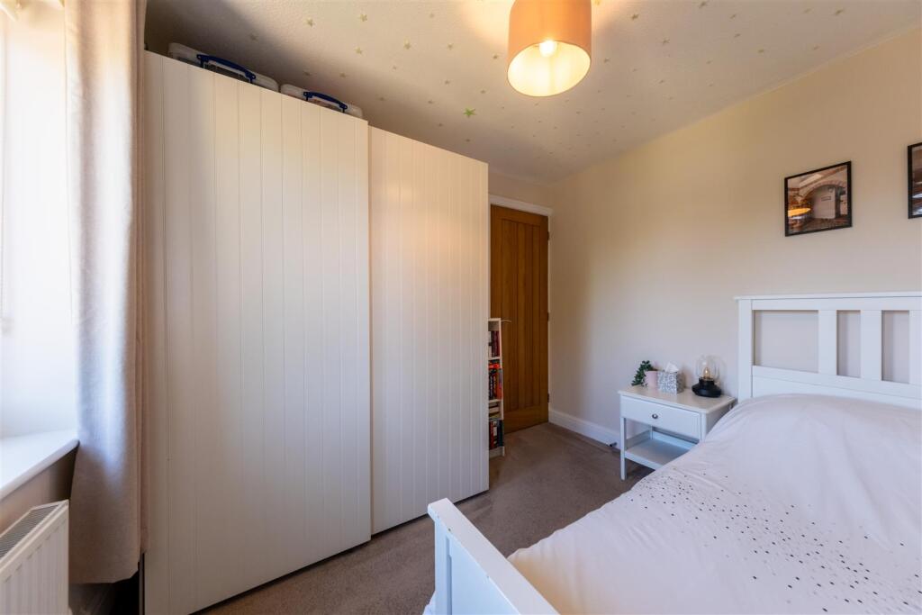 16 The Burrows-031.JPG