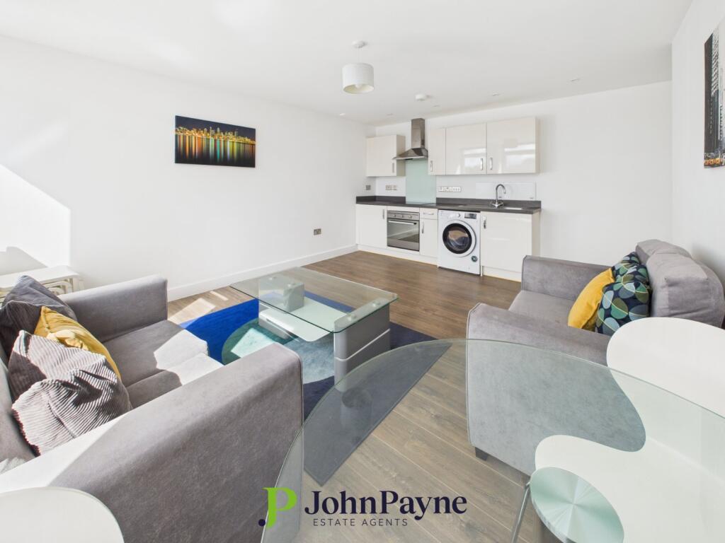 Living / Kitchen