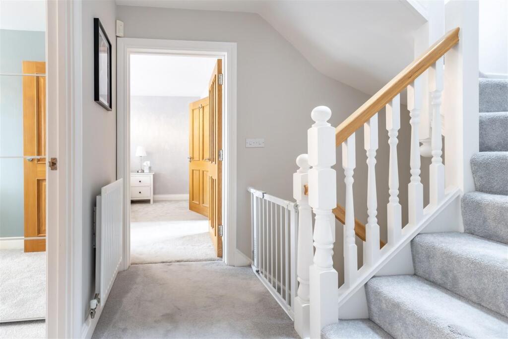 39 Kings Wood (16).jpg