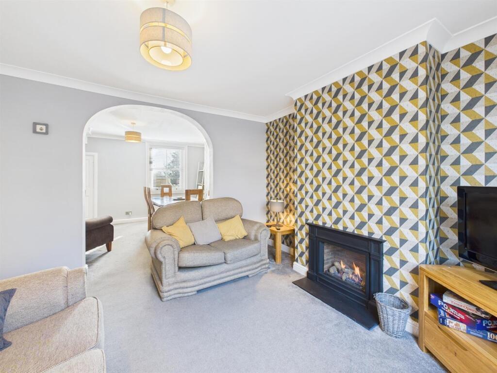 Lounge: