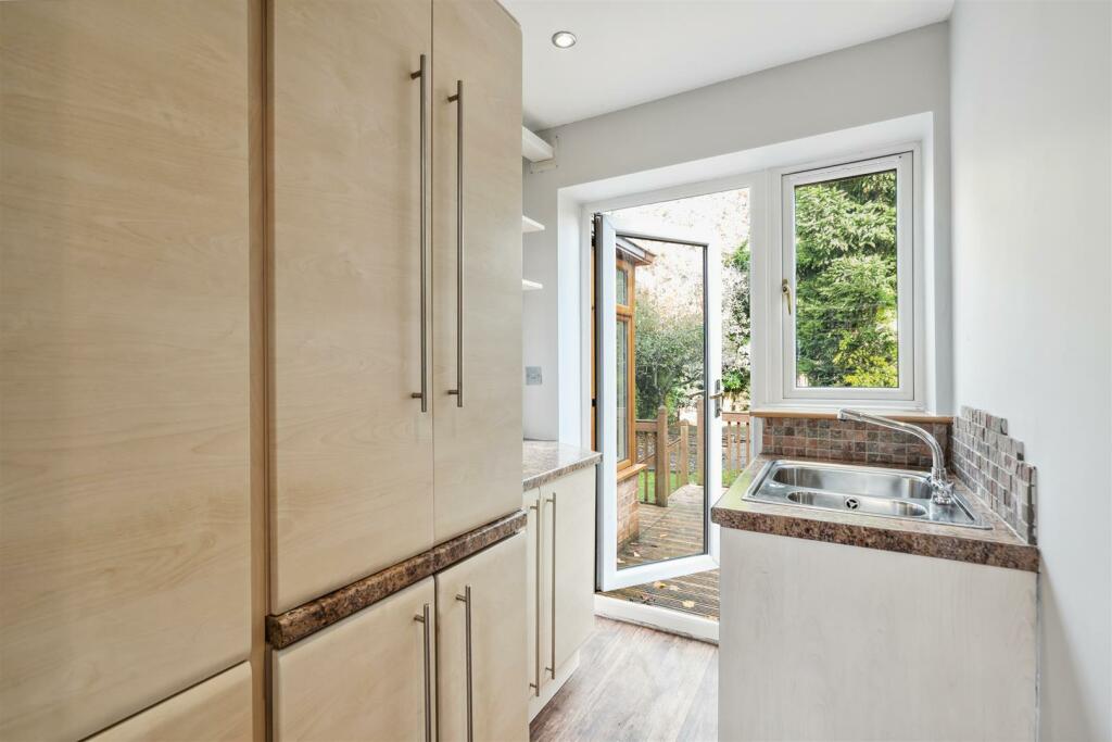 82 Burman Road, Shirley, B90 2BQ DMS3006_7.jpg
