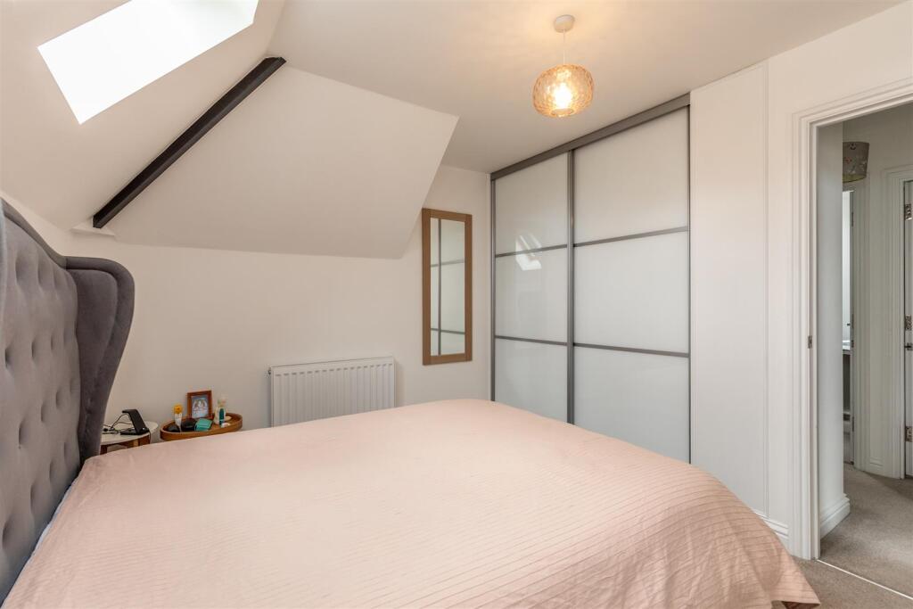 Tudor Lodge, Henbury Bed 1b.jpg