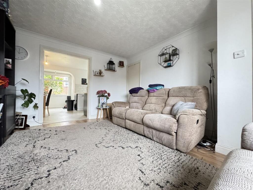 IMG_3838 (Large).JPG