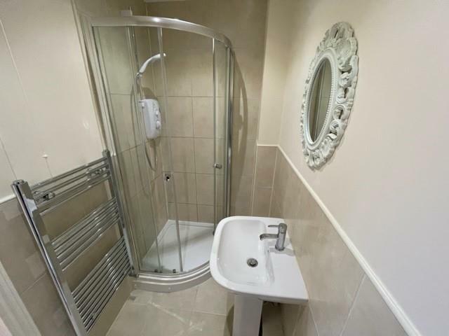 En Suite 2.jpg