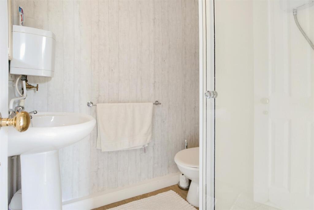 Cabin Shower Room.jpg