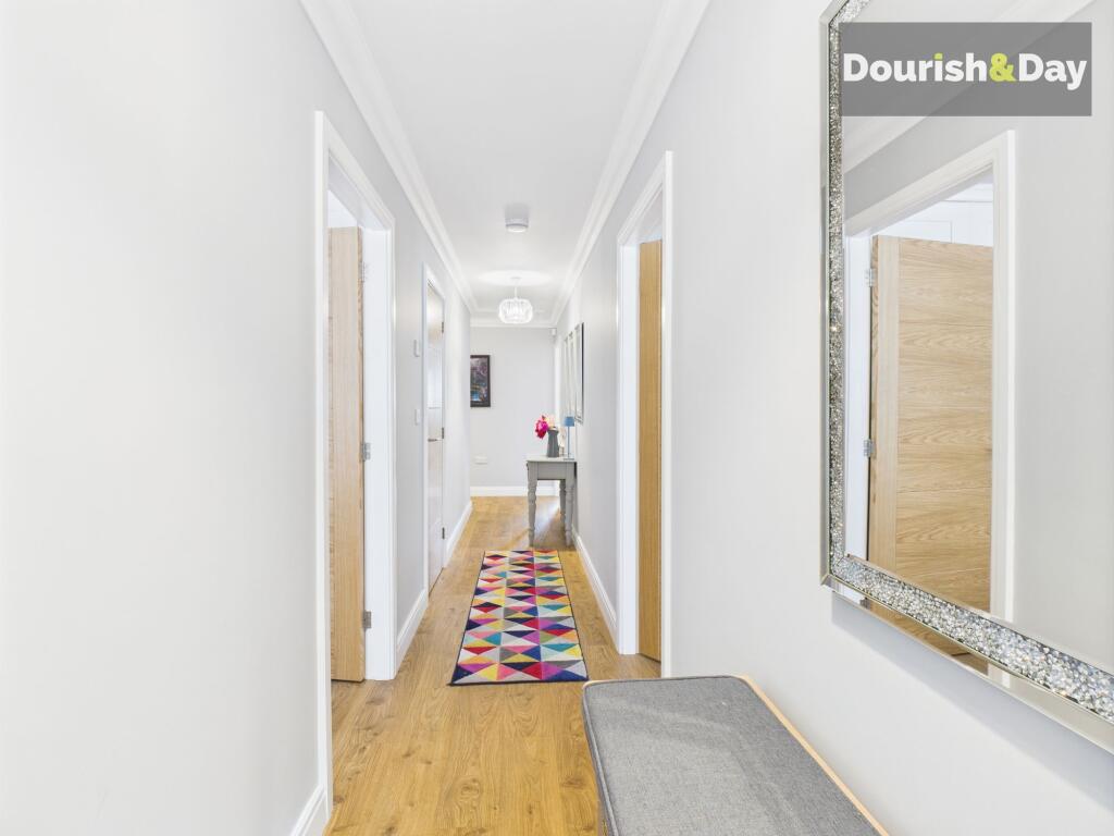 L shaped Hallway