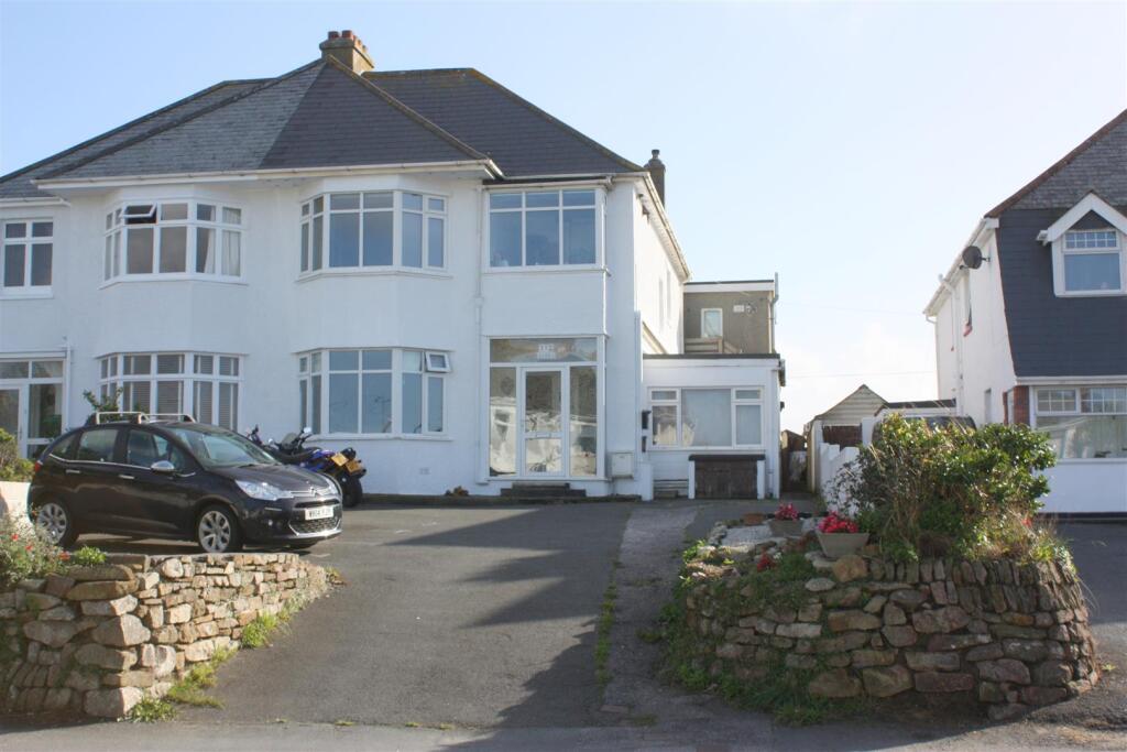 122 Henver Road