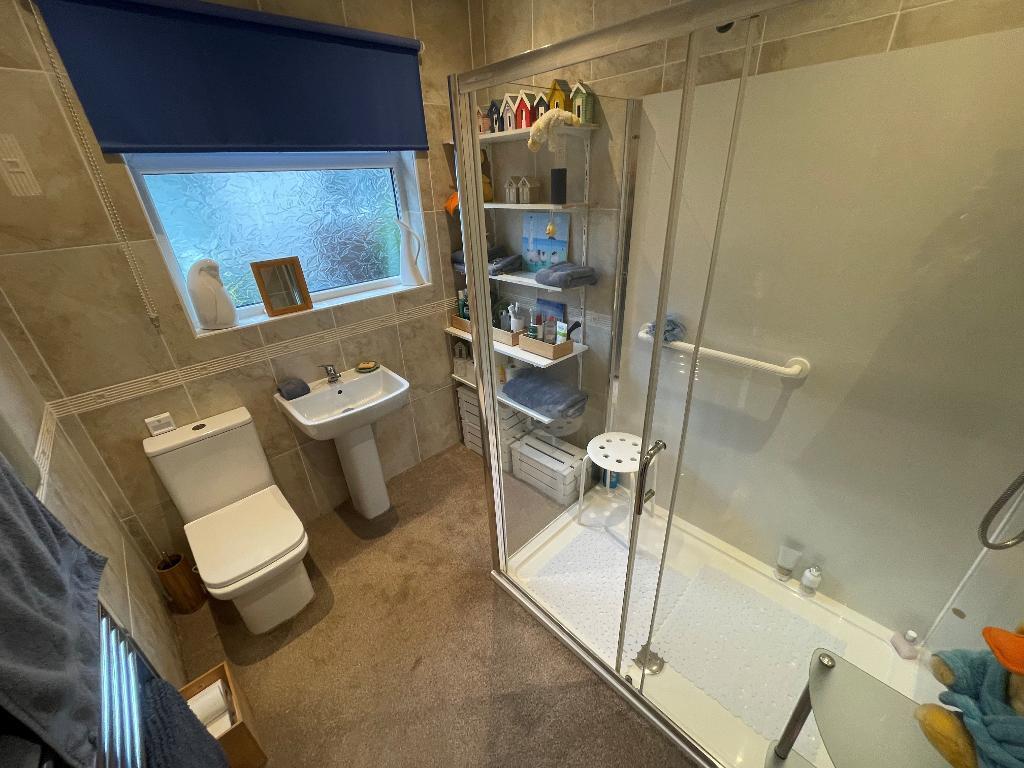Shower Room/WC