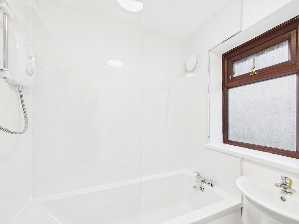 CAM01835G0-PR0355...