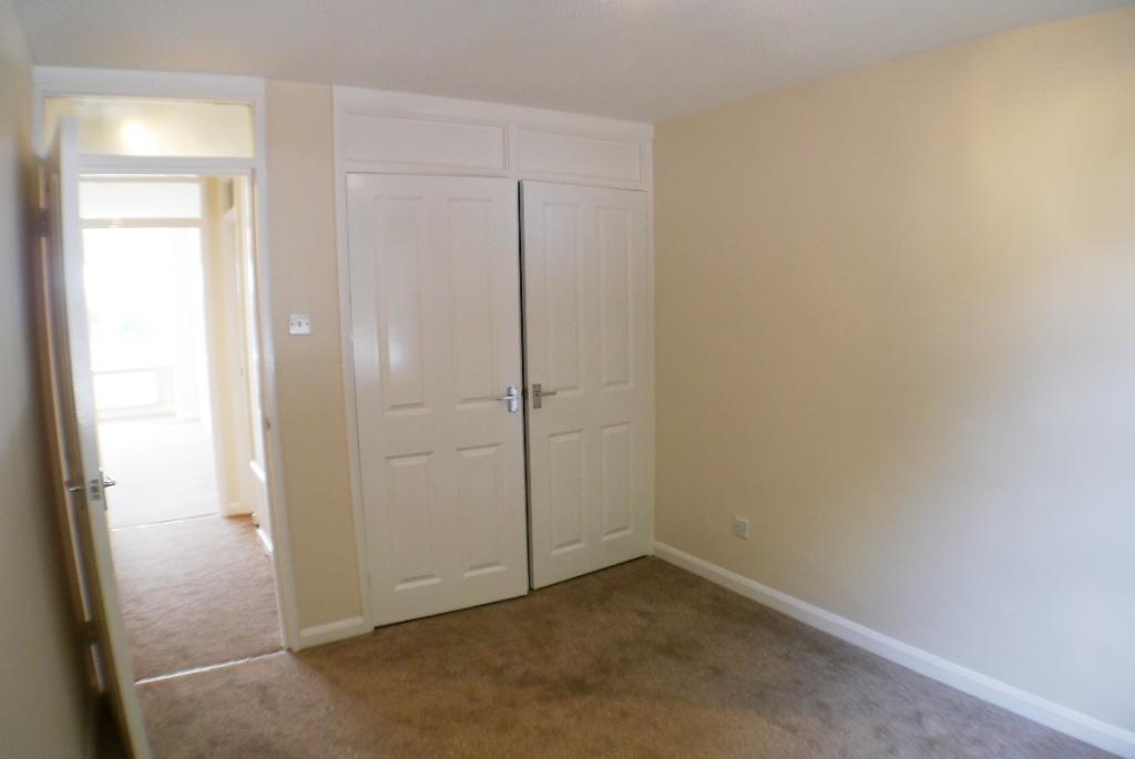 Bedroom 1 with Fitte