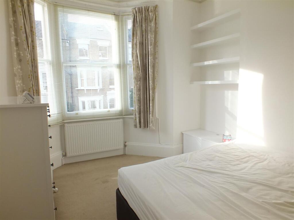 main bedroom.jpg