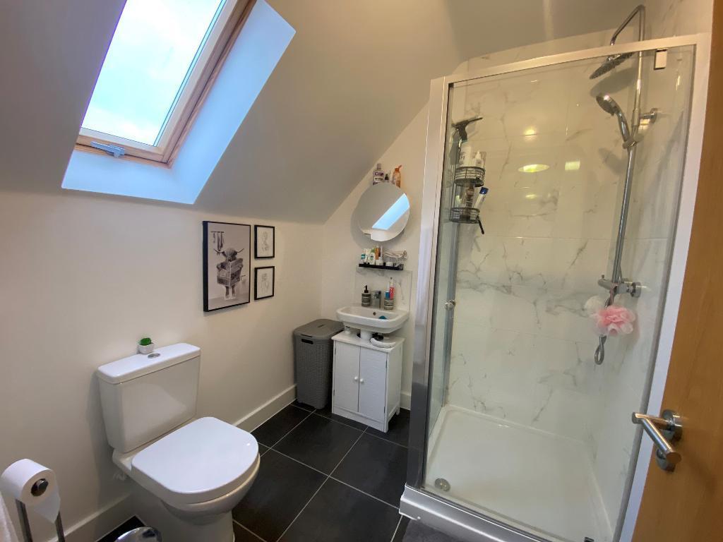 Bedroom One En-suite