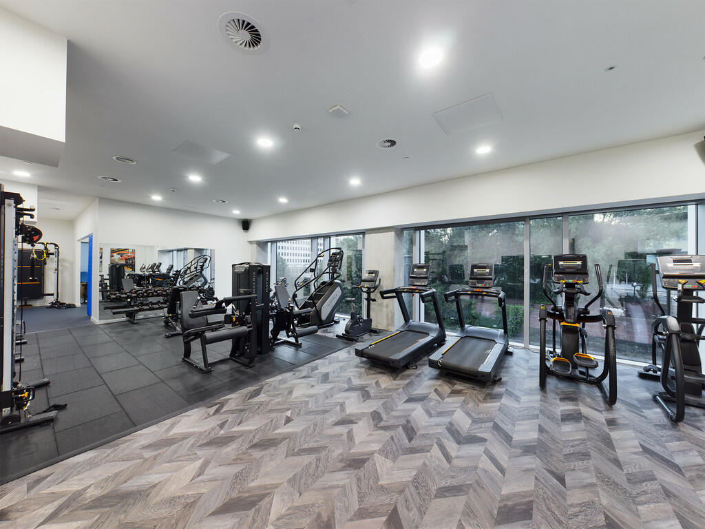 CAM00485P1-PR0185...