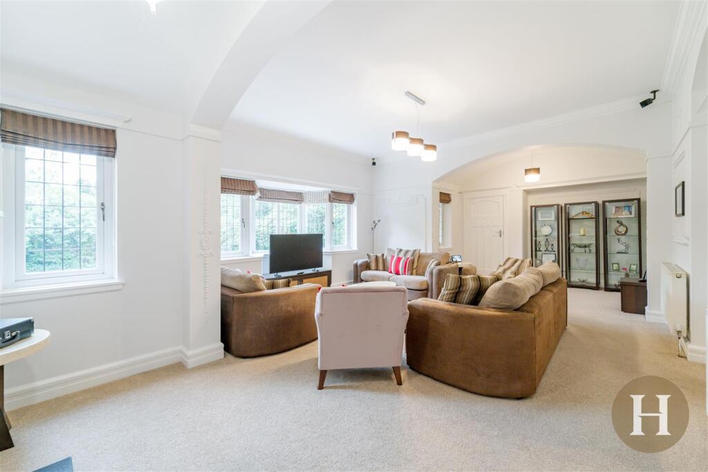 Hadleigh Estate Agents-21.jpg