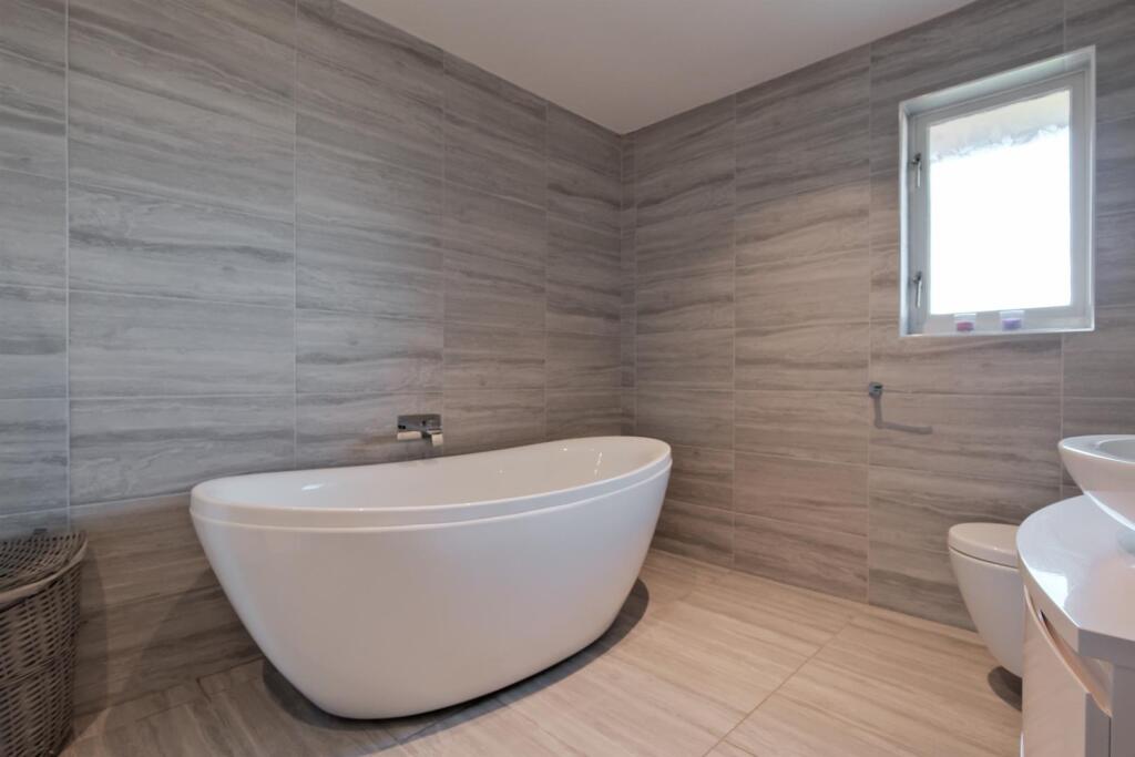 043-141 Mill Road Allanton, ML7 5DD.jpg