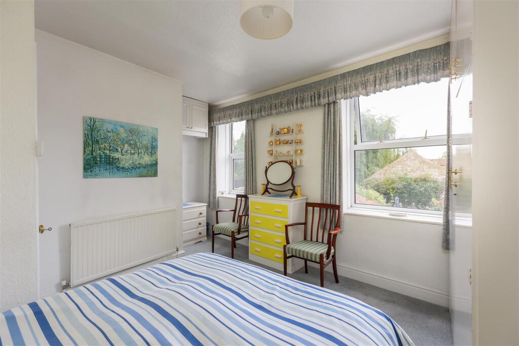 Eastgate 72 Bedroom 1-2.jpg