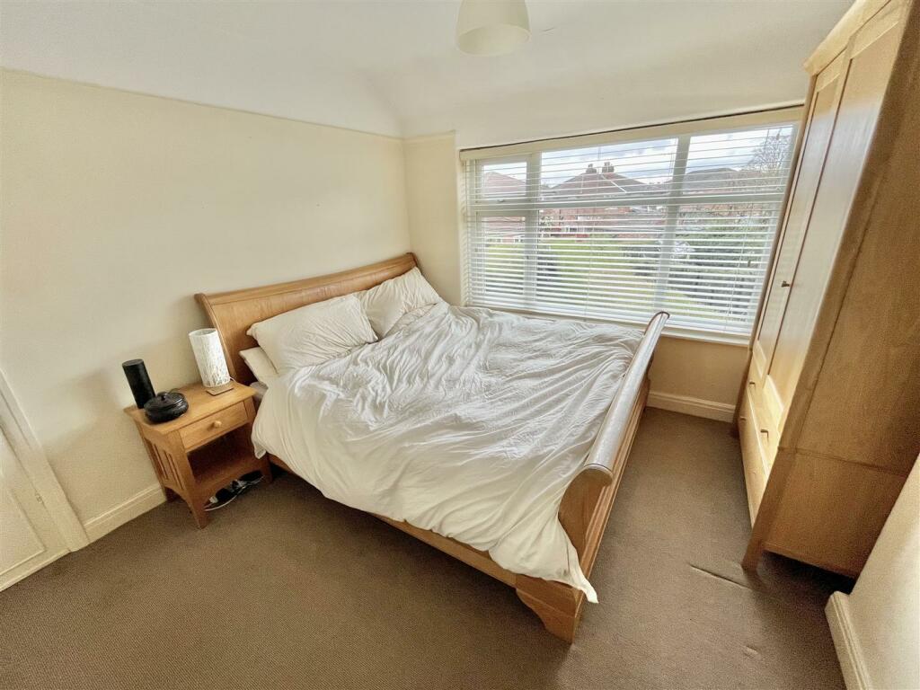 Bedroom 2 Aspect 2.jpg