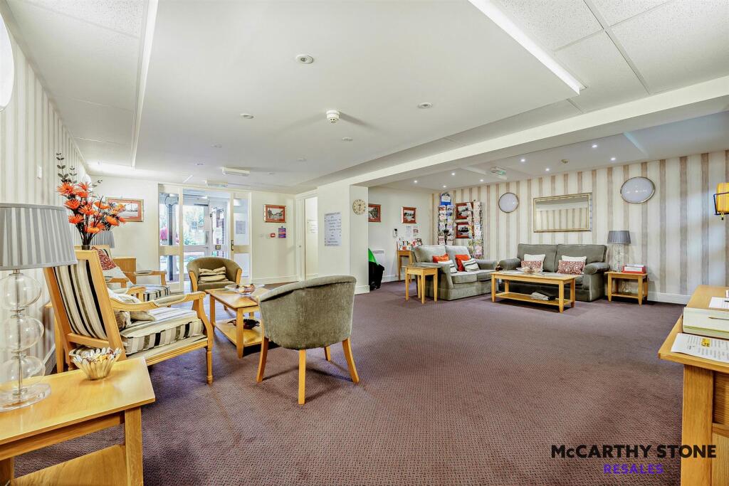8629421-interior12-800.jpg