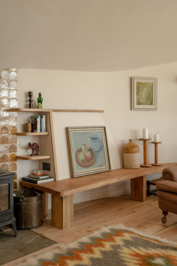 298387 - The Roundhouse, Park Lane, Old Knebwor...