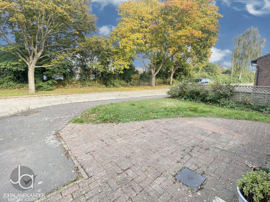 20251008_16020511...