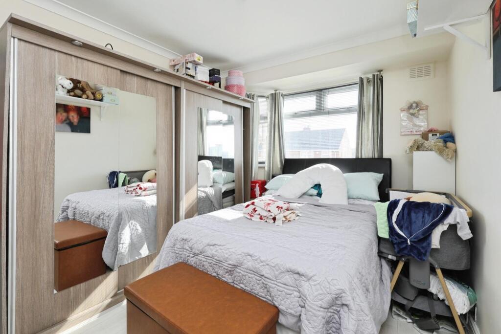 BEDROOM NO.2