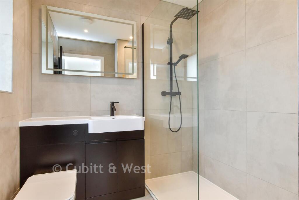 En-Suite Shower Room