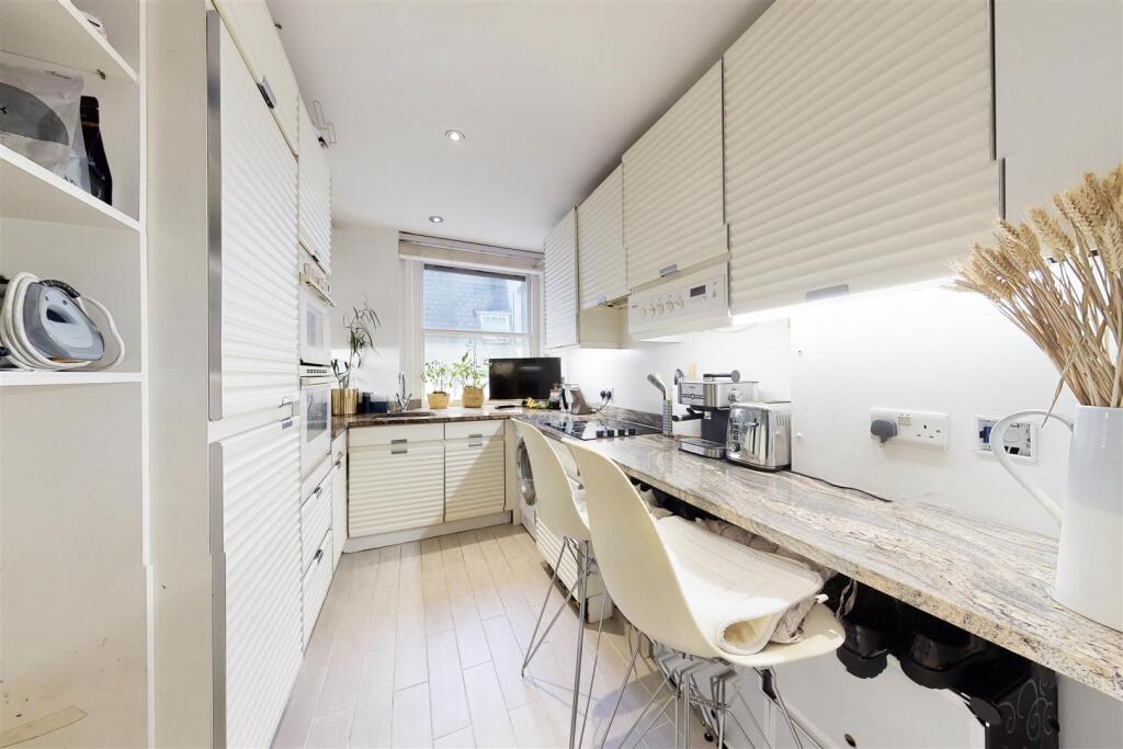 Kitchen.jpg
