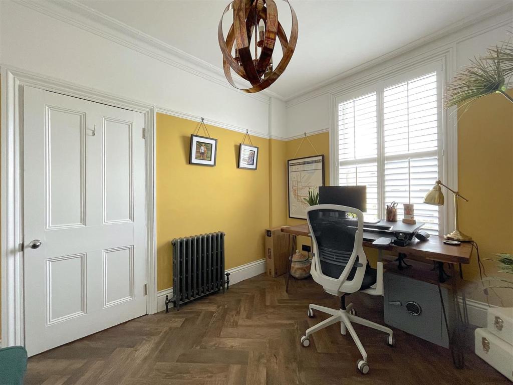 Home Office (3).jpeg
