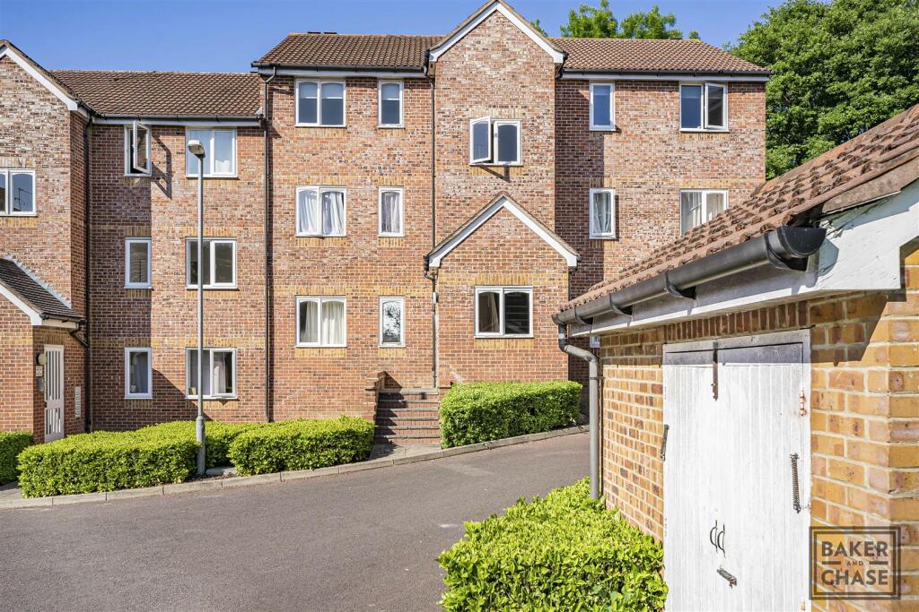 Communal Grounds/Parking