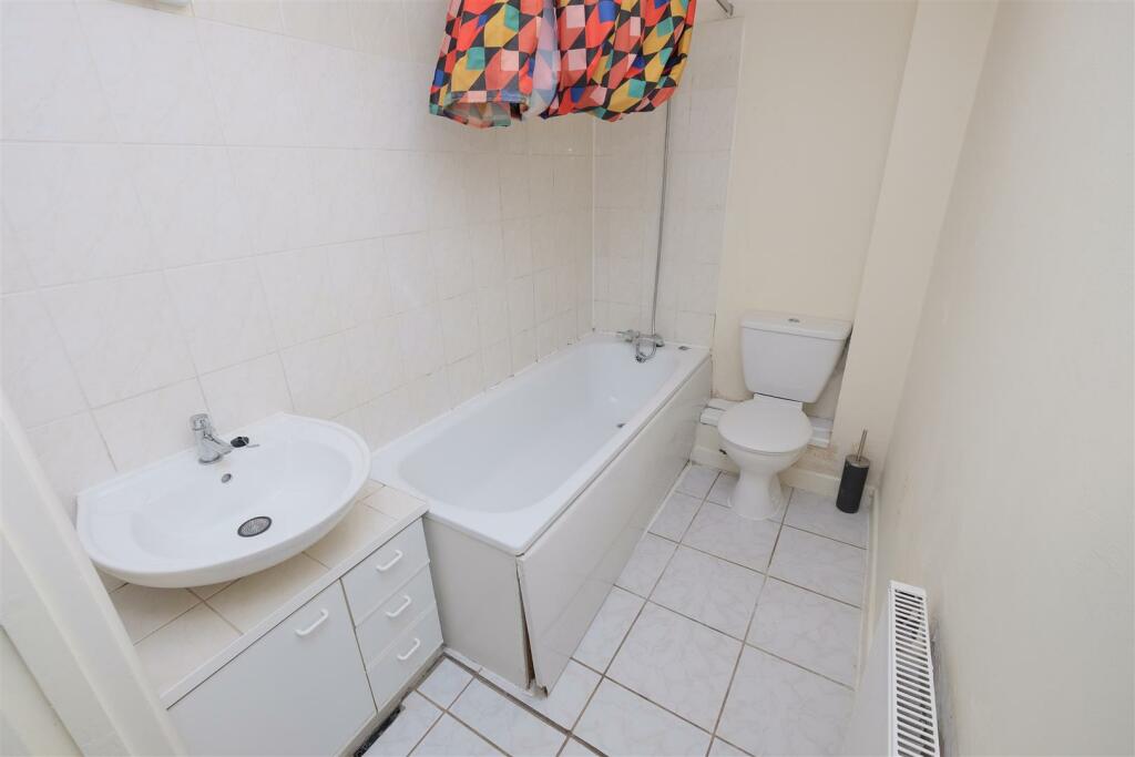 12 North Street, Southville, Bristol BS3 1HT High 