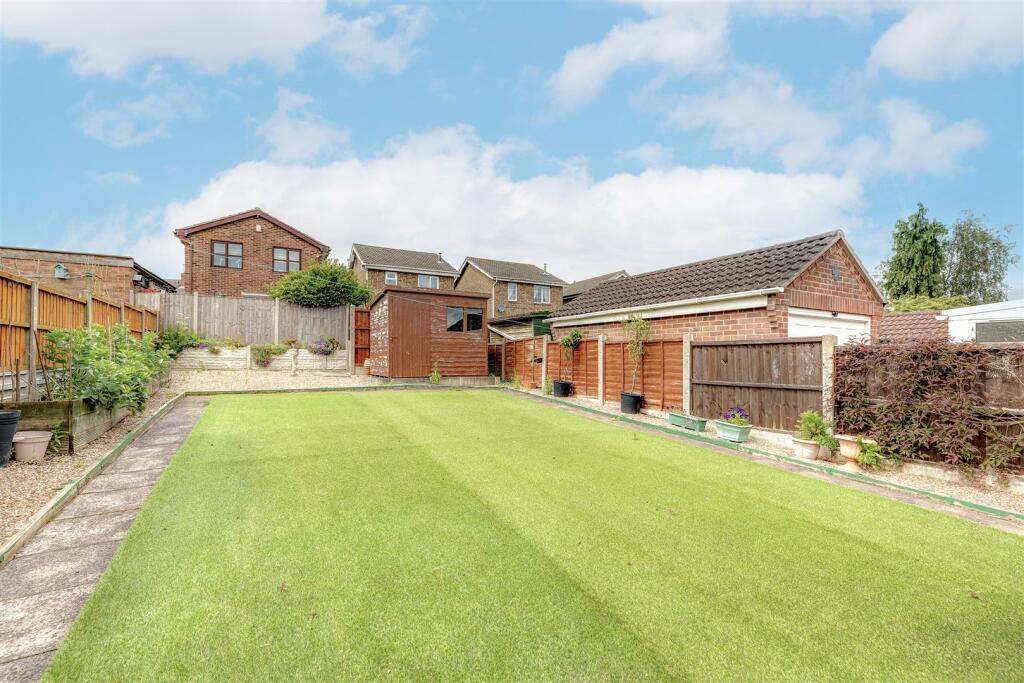 7 Holly Close, Moira