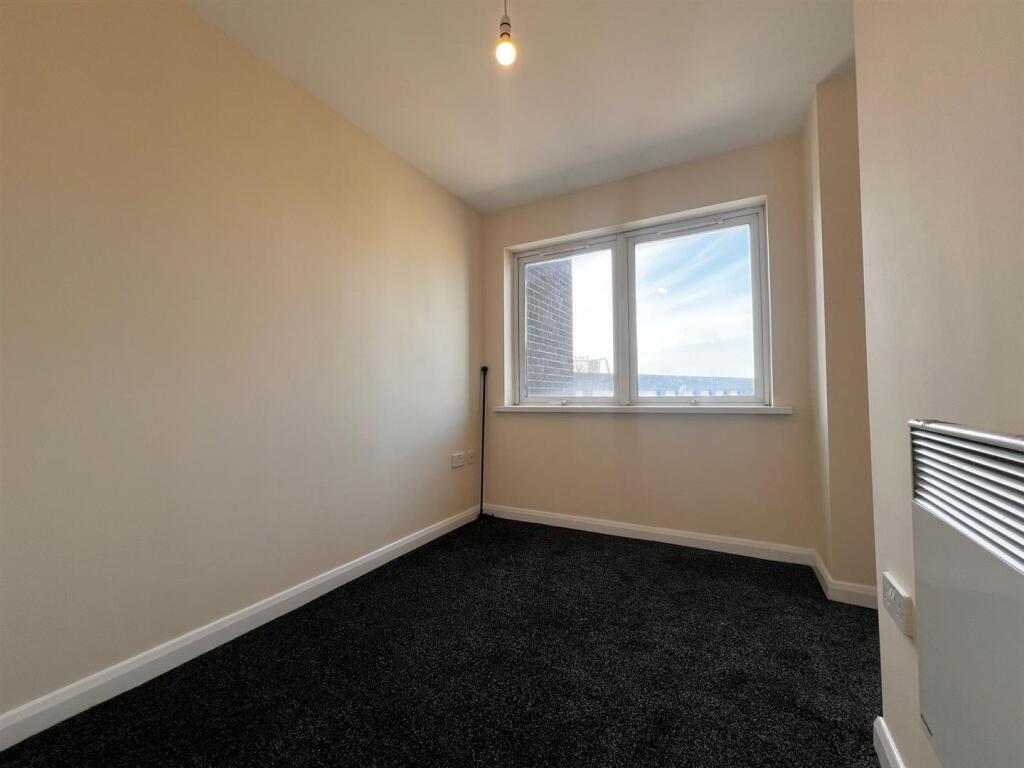 18 Kemley - Bedroom Two.jpg