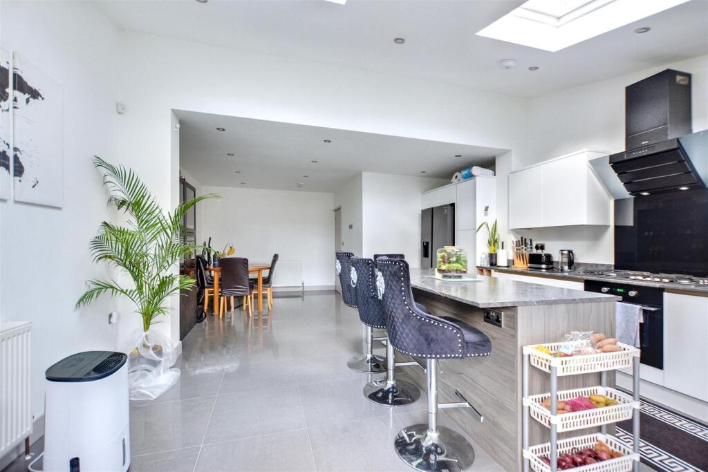 Kitchen Diner_6.jpeg