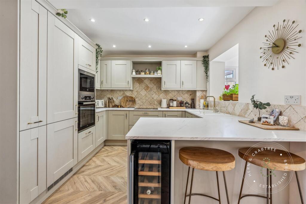 Cae Pant, Caerphilly, Hern Crabtree (28).jpg