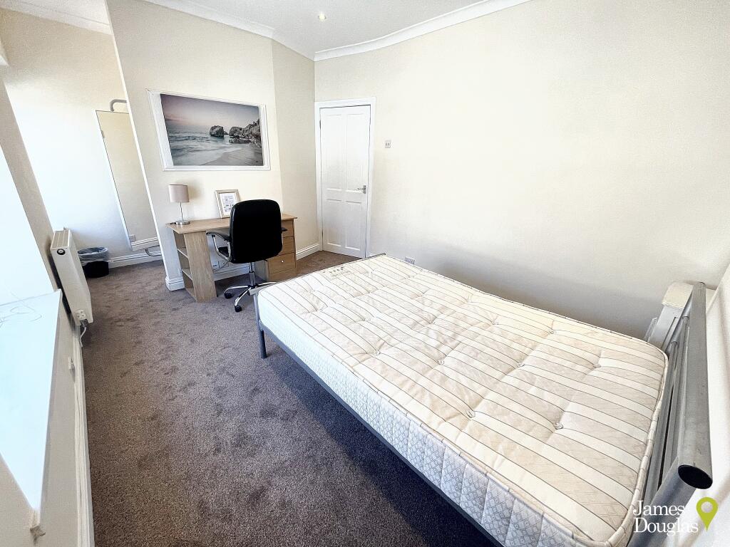 Bed12 (1)