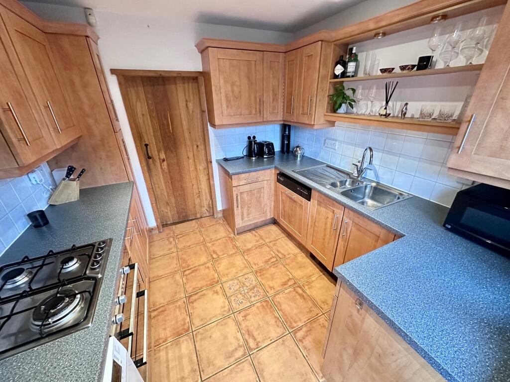 kitchen aspect 2