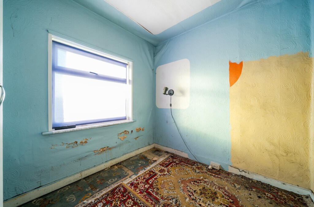 1385560-3-6927a42...