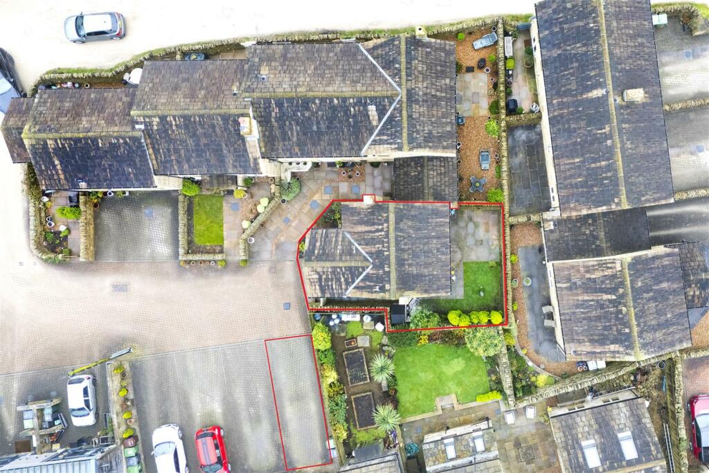 Bramleys Estate Agents - Beech Court - Farnley Tya