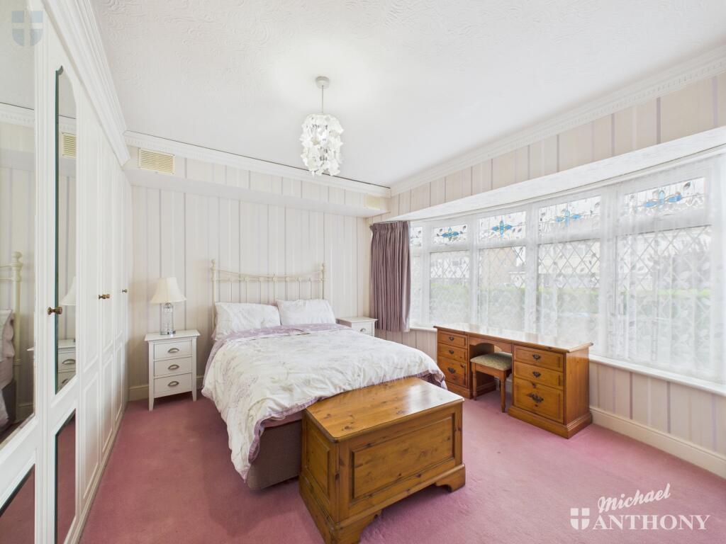 CAM03218G0-PR0723-STILL001