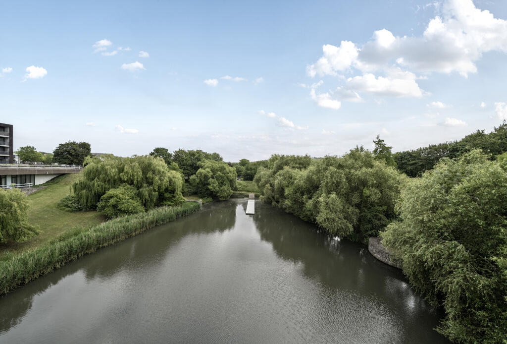 1309062-4-684971b...