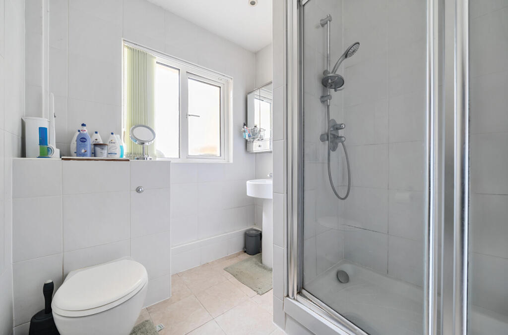 1298825-7-68385c7...