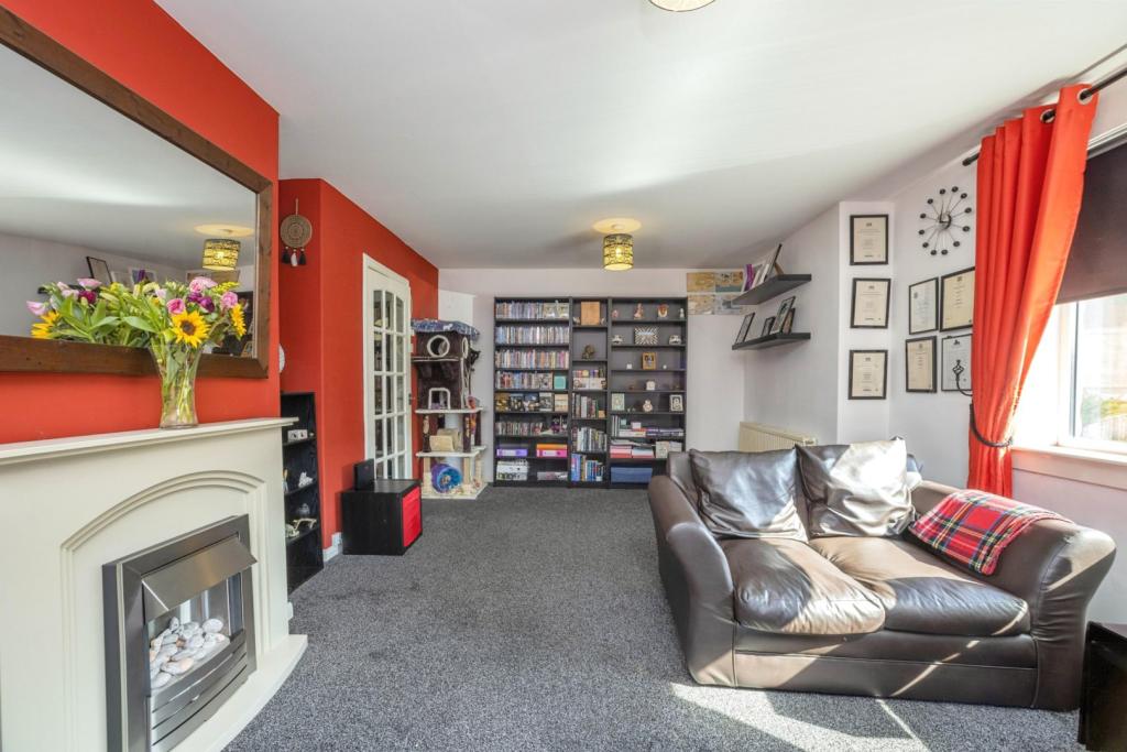 Living / Dining Room