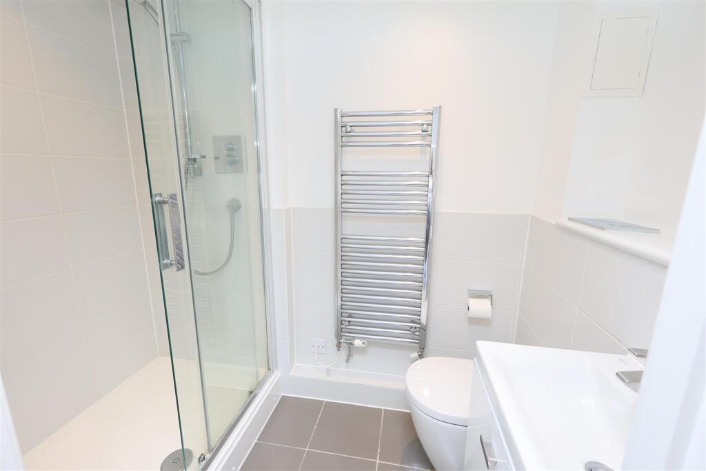 ENSUITE SHOWER ROOM