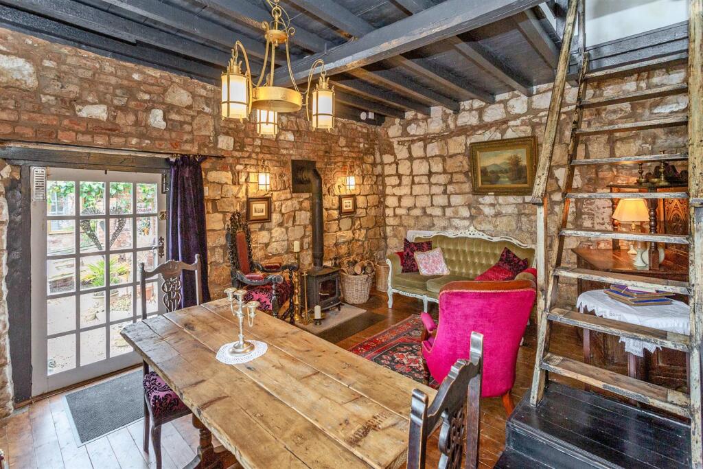 22_annexe_living_kitchen_b.jpg
