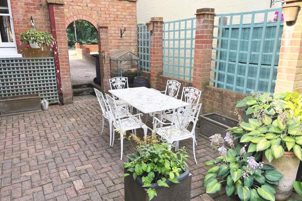 49 Silwood Road - Patio