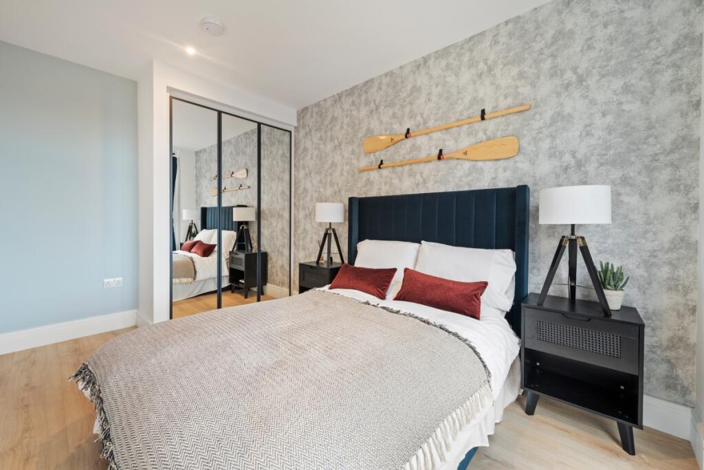 Syward Place, F2 Ph8