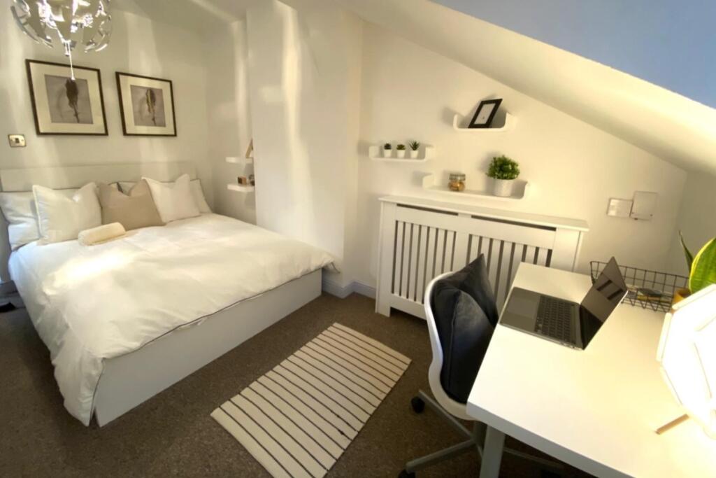 Flat 1 - One bed (2)